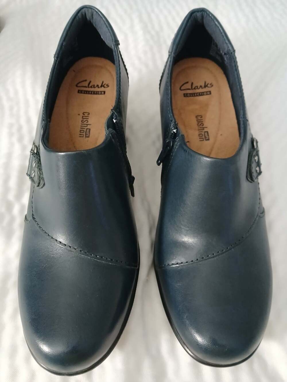 Clarks Collection Genette Harper Navy Leather Ankle Boots Size 9M